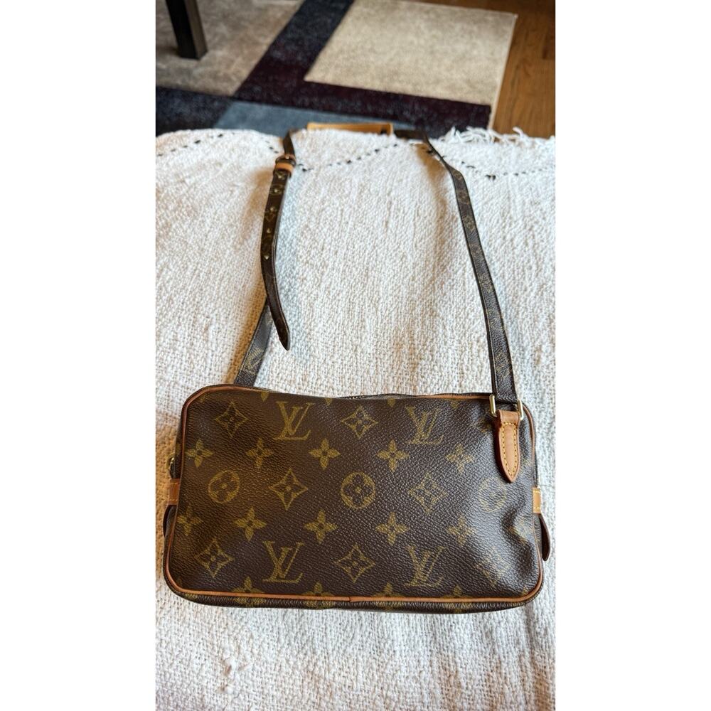 Louis Vuitton Vintage Marley Crossbody